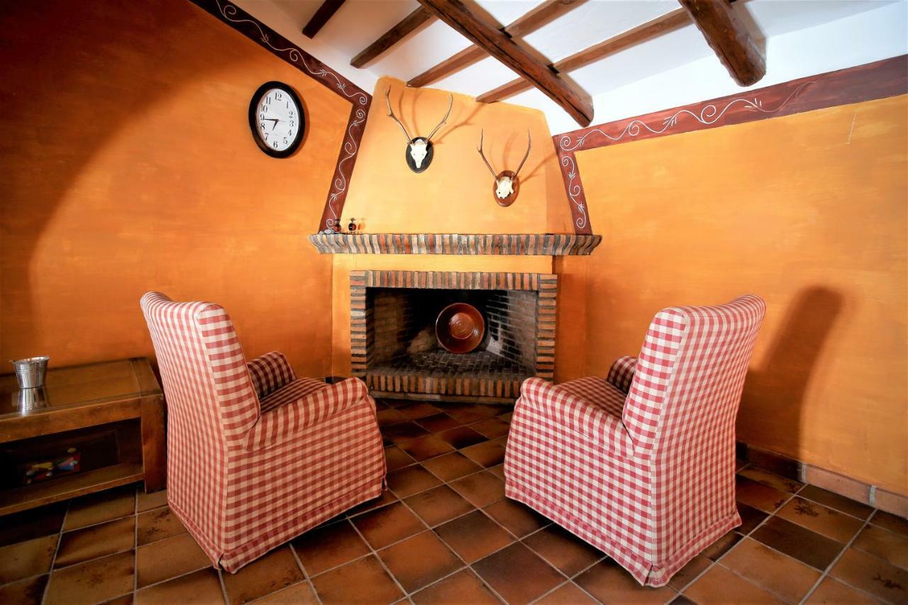 Casa Besana Villa Camunas ภายนอก รูปภาพ